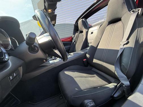 2020 Mazda MX-5 Miata RF Club
