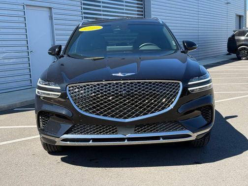 Vik Black 2022 Genesis GV70 2.5T