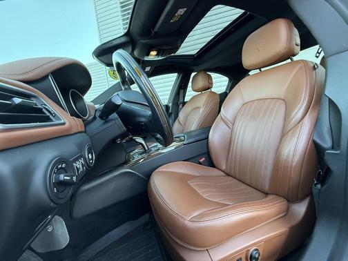 2019 Maserati Ghibli S Q4 GranLusso