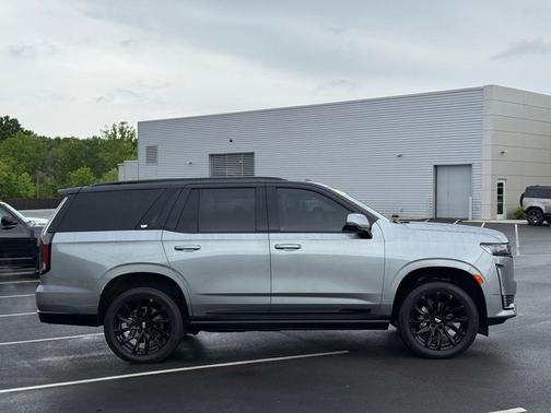 Argent Silver Metallic 2024 Cadillac Escalade Sport Platinum