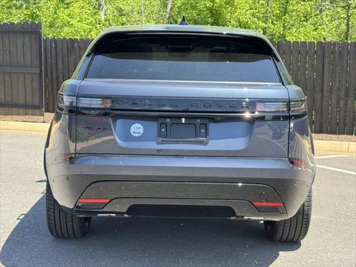 2026 Land Rover Range Rover Velar P250 SE R-Dynamic