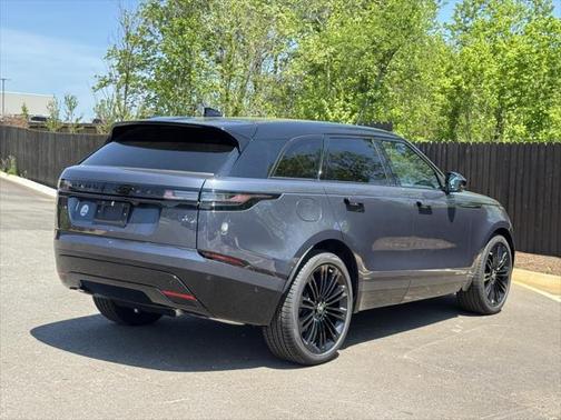 2026 Land Rover Range Rover Velar P250 SE R-Dynamic