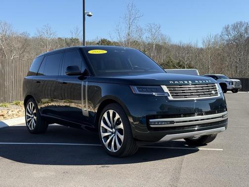 2025 Land Rover Range Rover P530 SE 7 Seat