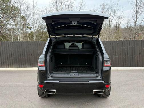 2021 Land Rover Range Rover Sport HSE Silver Edition