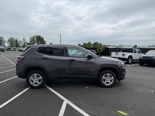 2022 Jeep Compass Sport