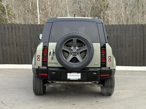 2023 Land Rover Defender 90 X-Dynamic SE