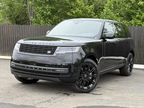 2025 Land Rover Range Rover P530 SE 7 Seat