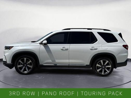 Platinum White Pearl 2025 Honda Pilot Touring 8-Passenger