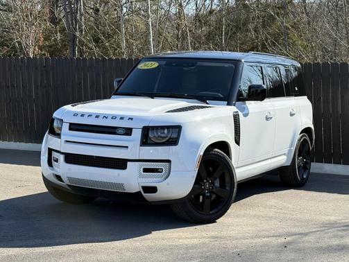 2021 Land Rover Defender 110 SE