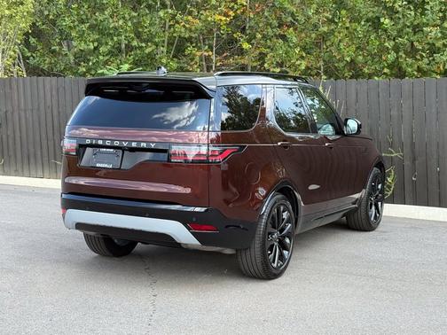 Sedona Red 2026 Land Rover Discovery Gemini Edition AWD