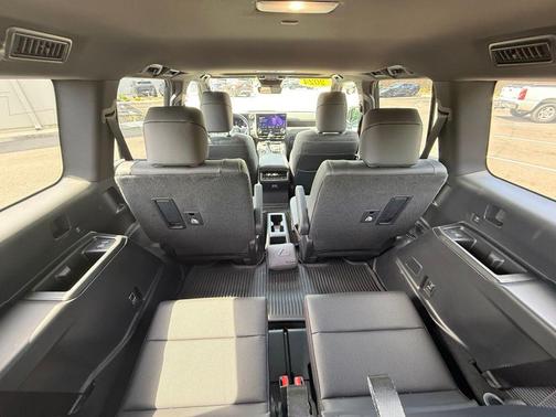 Incognito 2024 Lexus GX 550 Premium+