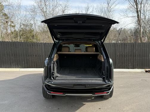 2024 Land Rover Range Rover P400 SE