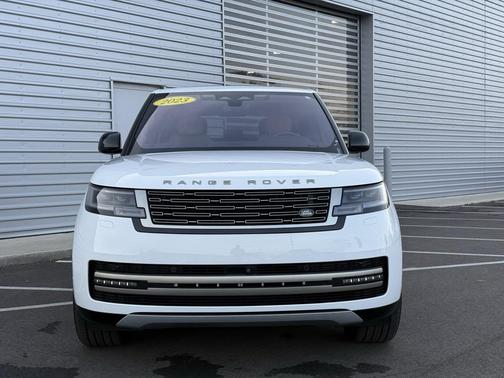 2023 Land Rover Range Rover P400 SE