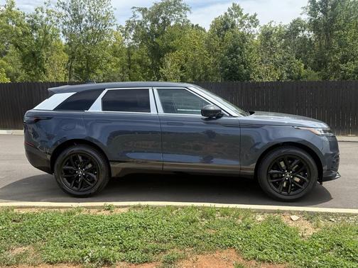 2026 Land Rover Range Rover Velar P250 SE R-Dynamic