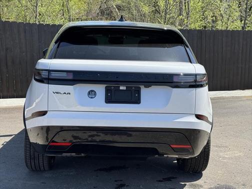 2026 Land Rover Range Rover Velar P400 Dynamic SE
