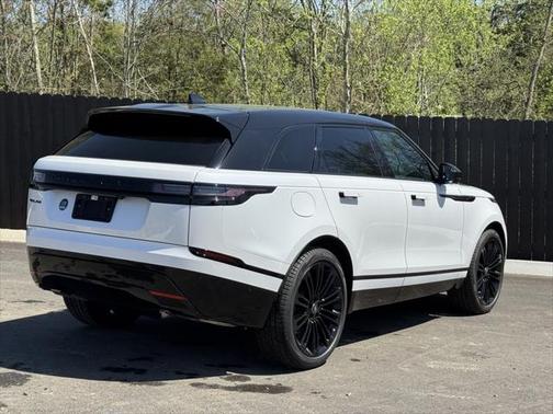 2026 Land Rover Range Rover Velar P400 Dynamic SE