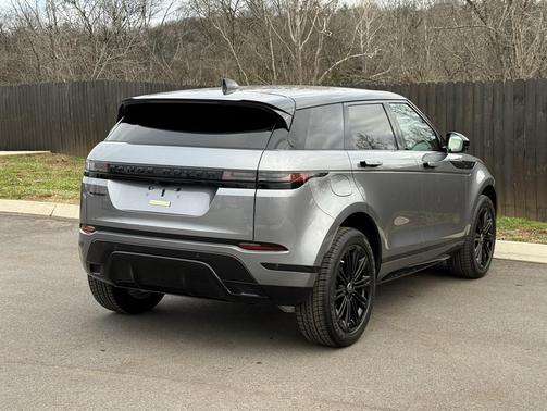 2026 Land Rover Range Rover Evoque Dynamic SE