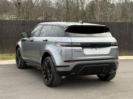 2026 Land Rover Range Rover Evoque Dynamic SE