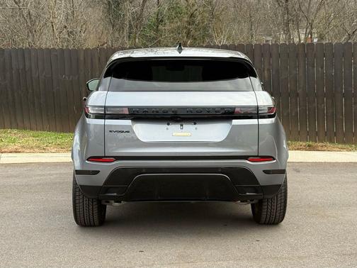 2026 Land Rover Range Rover Evoque Dynamic SE