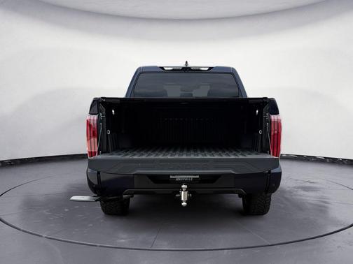 2024 Toyota Tundra Hybrid Platinum