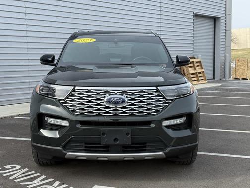 2023 Ford Explorer Platinum