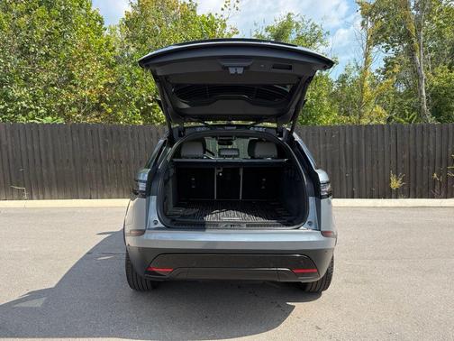 Zadar Grey Prem Met 2026 Land Rover Range Rover Velar P250 S