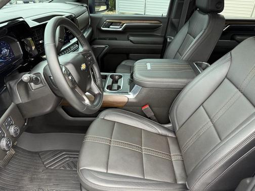 2024 Chevrolet Silverado 2500 High Country