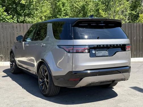 2025 Land Rover Discovery P360 Dynamic SE