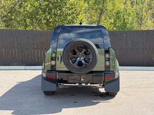 Woolstone 2026 Land Rover Defender S