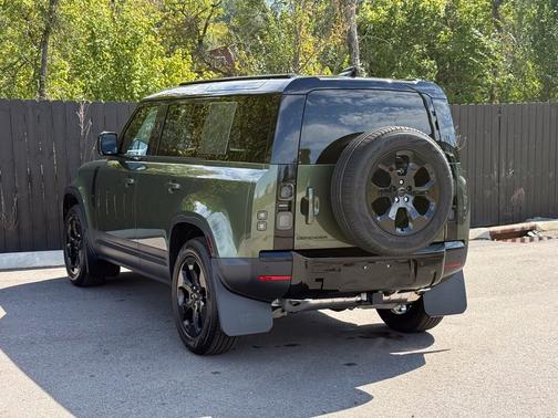 Woolstone 2026 Land Rover Defender S