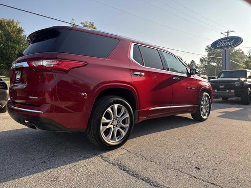 2021 Chevrolet Traverse Premier