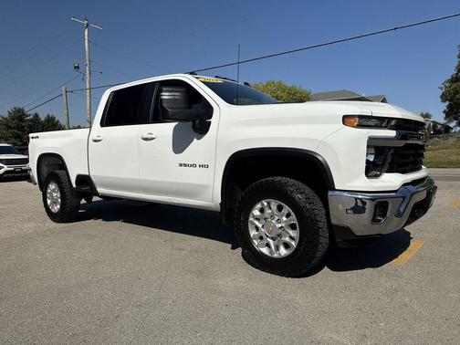 2024 Chevrolet Silverado 3500 LT