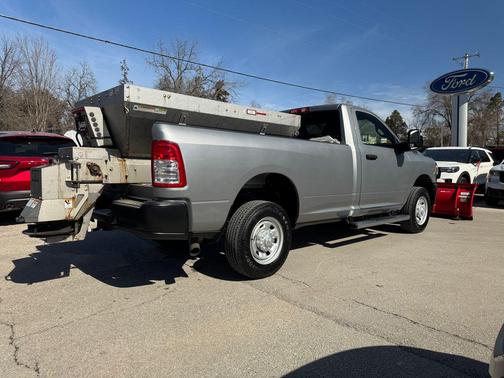 2023 RAM 2500 Tradesman Regular Cab 4x4 8' Box