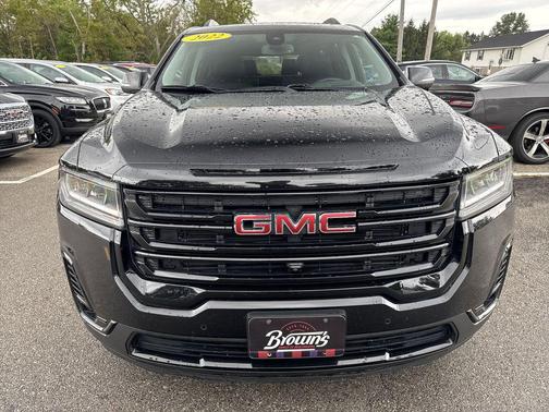 2022 GMC Acadia AWD SLT