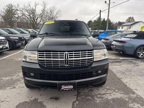 2011 Lincoln Navigator Base