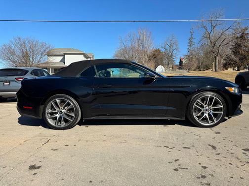 2015 Ford Mustang EcoBoost Premium
