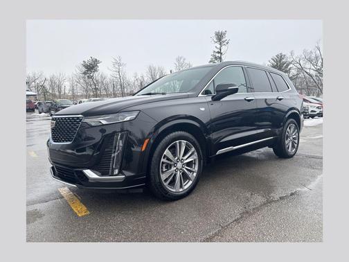 2025 Cadillac XT6 Premium Luxury AWD