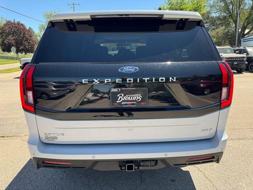 Silver Metallic 2025 Ford Expedition Max Active 4x4