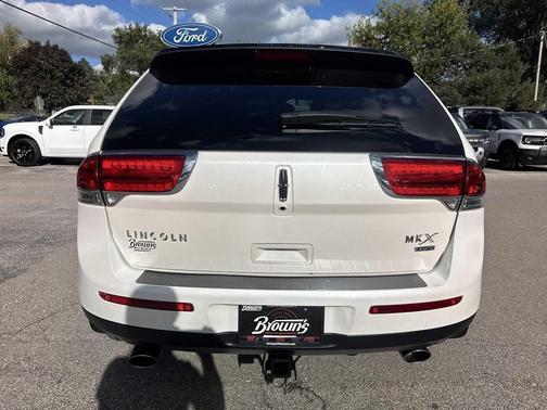 2012 Lincoln MKX Base