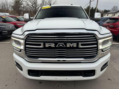 2023 RAM 2500 Laramie Crew Cab 4x4 6'4' Box