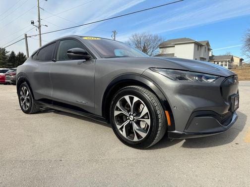 2021 Ford Mustang Mach-E Premium