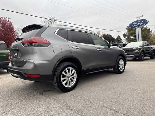 2019 Nissan Rogue SV