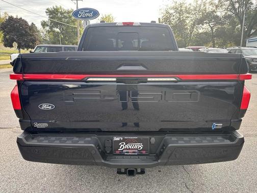 2024 Ford F-150 Lightning LARIAT
