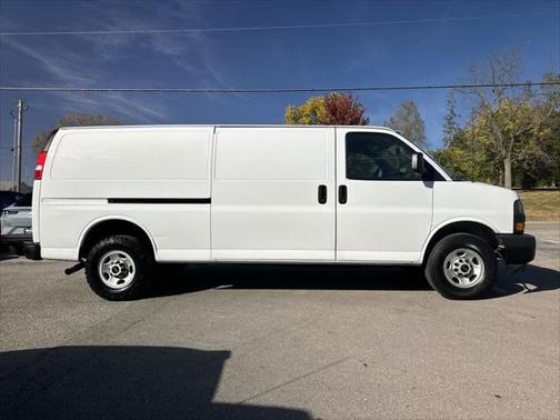 2023 GMC Savana 2500 Work Van