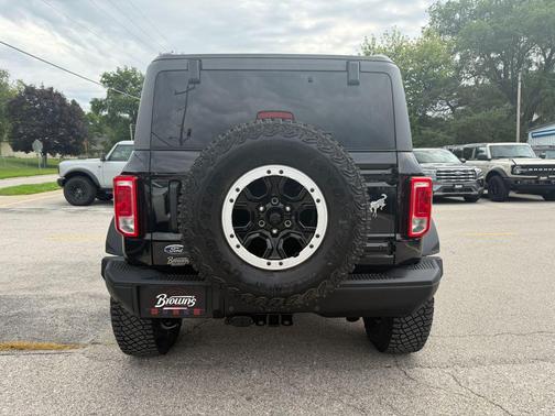 Shadow Black 2023 Ford Bronco Black Diamond