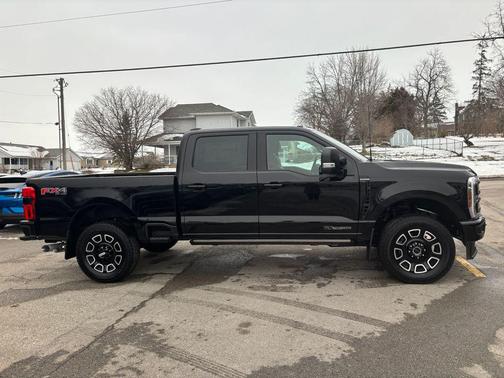 2026 Ford F-250 Platinum