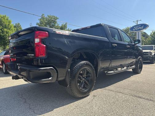 2020 Chevrolet Silverado 1500 Custom Trail Boss
