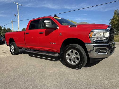 2024 RAM 2500 Big Horn Crew Cab 4x4 8' Box