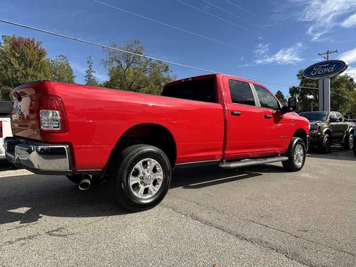2024 RAM 2500 Big Horn Crew Cab 4x4 8' Box