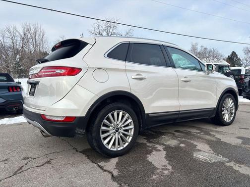 2019 Lincoln MKC Standard